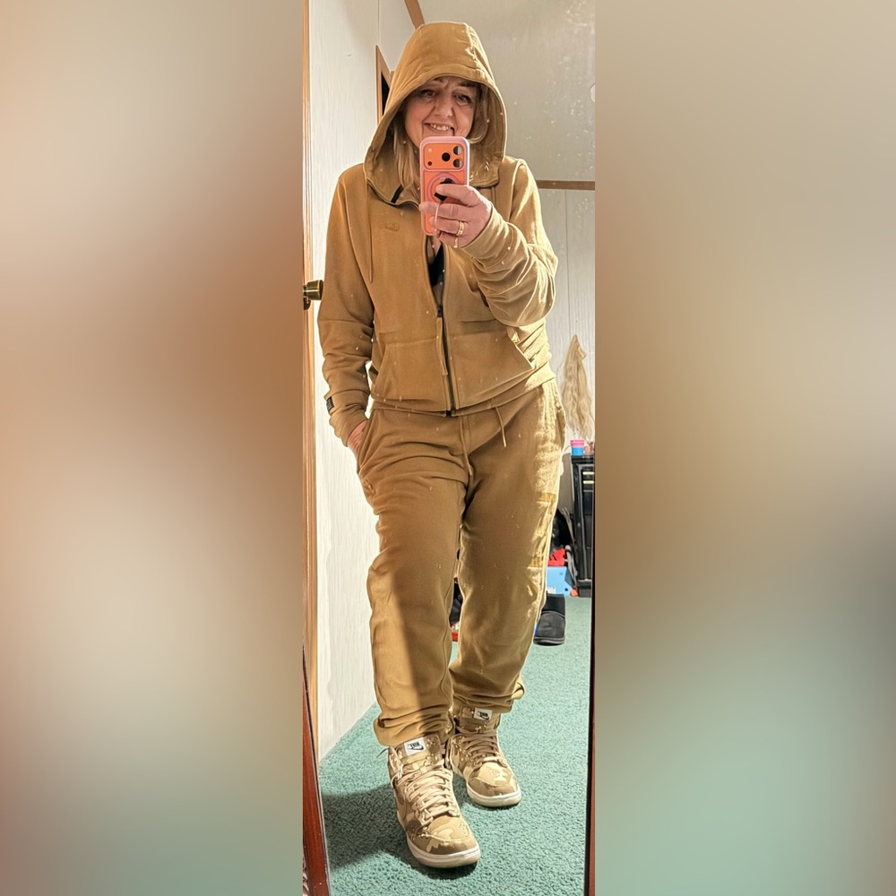 Nike AF-1 Full Zip Sweatsuit With Matching Camo Nike Sneakers XL/9.5